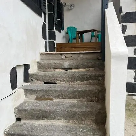 Petite Maison De Village A Bonnet Pres Riom Lejlighed *