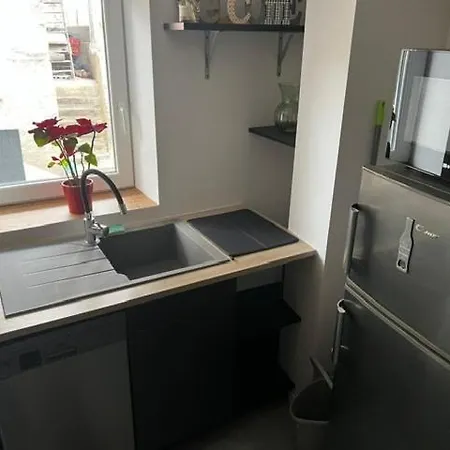 Petite Maison De Village A Bonnet Pres Riom Lejlighed