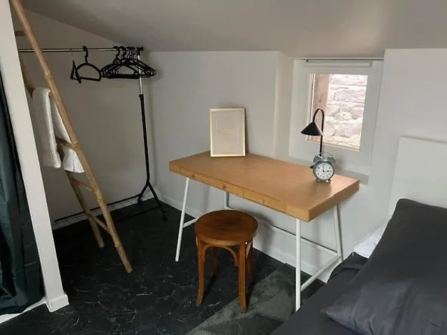 Апартаменты Petite Maison De Village A Bonnet Pres Riom *